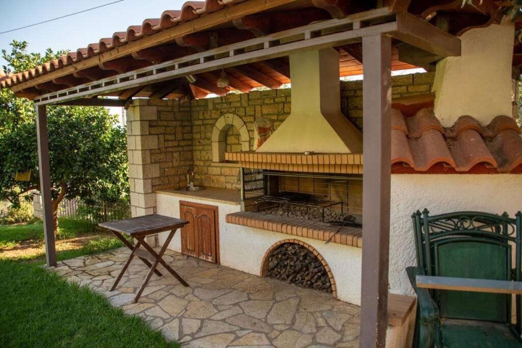 Akrivi'S House In Каламата Екстериор снимка